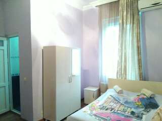 Мини-отель Guest House Nika & Nina Кобулети Трехместный номер-1